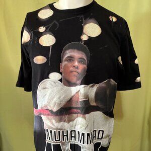 Muhammad Ali Pull & Bear Men's Black T Shirt Large Cotton
